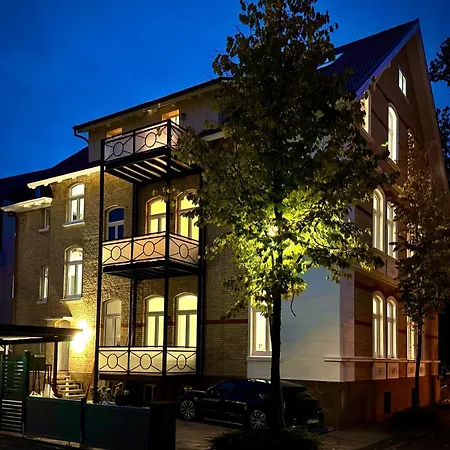 Vios Townhouse Klothilde Am Park Daire *